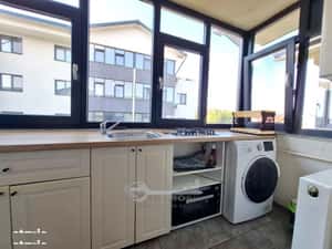 Apartament de inchiriat Valea Lupului, 2 camere, bloc 2022, parcare in