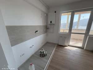 Apartament 3 camere, metrou Aparatorii Patriei — miniatura 3