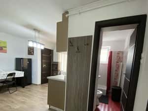 Inchiriez apartament complet utilat ultracentral — miniatura 4
