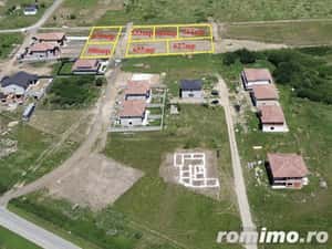 Teren intravilan, 533 mp, front 20 m, toate utilitatile-Mosnita Noua — miniatura 2