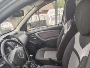 Dacia Duster BLACK SHADOW 4x4 - RAR efectuat - primul rand de NUMERE ROSII — miniatura 8