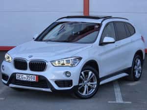 Bmw X1 / 2.0 d/ 190 Cp/ X-drive 4×4 / Automată/ Euro 6 / Panoramă / Camera / Distronic ACC / Line Assist / Alb Perlat / Keyless Go-Entry — miniatura 2