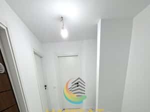 Garsoniera 40mp la max 7 min metrou Aparatorii Patriei renovat nou — miniatura 5