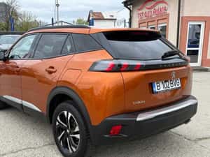 Peugeot 2008 SUV 2021, Diesel, 64.000 km — miniatura 6