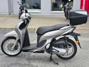 Honda SH 125 2023 4700km import Germania — miniatura 4