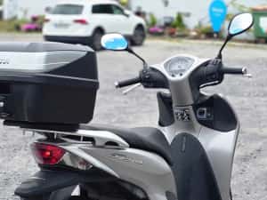 Honda SH 125 2023 4700km import Germania — miniatura 5