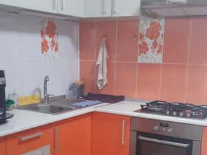 Apartament cu balcon și parcare, 3 camere, 67mp — miniatura 2