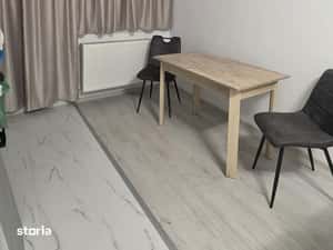 Inchiriez ap 2 camere tip studio — miniatura 5