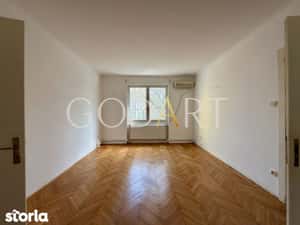 APARTAMENT 4 CAMERE | RENOVAT | BOXA | CURTE COMUNA — miniatura 6