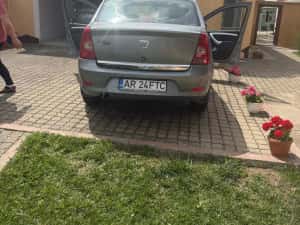 Vand dacia logan 1,4 stare impecabila