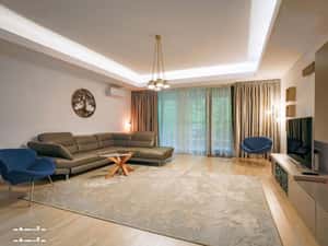 Chirie I Apartament unic de 3 camere | Vedere directă pădure I 127 mp