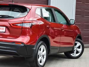 Nissan Qashqai Facelift 2018 | 1.5 dCi 110 CP | Vișiniu Metalizat | Euro 6 — miniatura 3