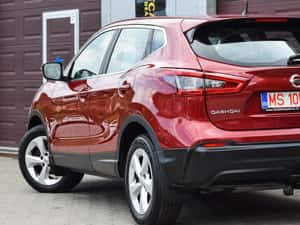 Nissan Qashqai Facelift 2018 | 1.5 dCi 110 CP | Vișiniu Metalizat | Euro 6 — miniatura 5