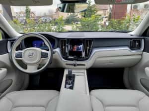 VOLVO XC60 2.0B4 197cp 4x4 Diesel+Hibrid *2022* ULTIMATE Intretinut — miniatura 5