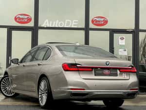 BMW 745e Plug-In Hibrid — miniatura 3