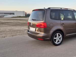 Volkswagen Touran — miniatura 4