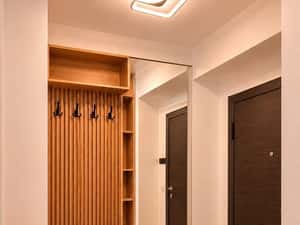 Apartament cu o camera, decomandat, etaj 6, 41mp, 400 euro — miniatura 3
