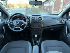 Logan MCV Stepway 2017 74.000KM — miniatura 7