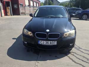 BMW Seria 3 318i, 2009, Benzină, Automată — miniatura 2