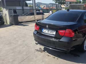 BMW Seria 3 318i, 2009, Benzină, Automată — miniatura 3