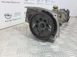 Capac culbutori chiulasa 2 ax came Opel Insignia A 2.0 CDTI 131cp 96kw — miniatura 3