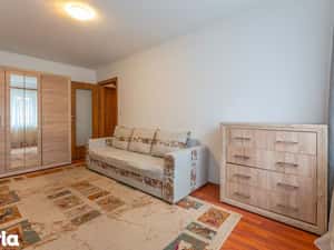Garsonieră de 32 mp cu bucătărie separată, parter, zona Piața Astra — miniatura 4