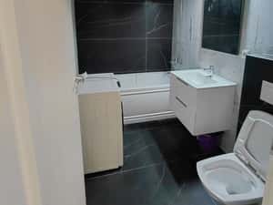 Apartament bloc nou, et.3, impecabil, Decebal — miniatura 4