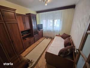 Apartament 3 camere,et.1,bloc izolat,70mp,lift nou,pivnită — miniatura 6