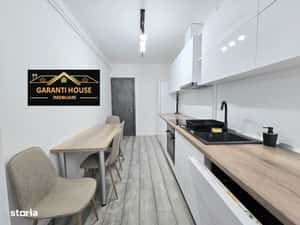 Ultracentral, etaj 1, apartament decomandat, mobilat, utilat, 98 000€ — miniatura 4