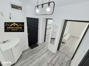 Ultracentral, etaj 1, apartament decomandat, mobilat, utilat, 98 000€ — miniatura 5