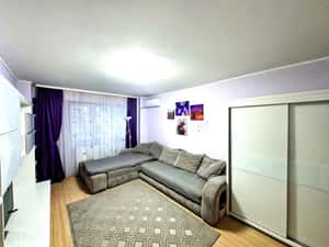 Închieriez apart. 3 camere, zona Panduri — miniatura 2