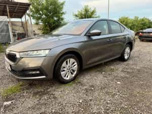 Skoda Octavia 2024 32000km avariat spate — miniatura 6