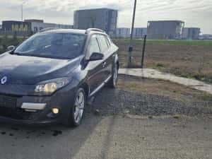 Vand Renault Megane 3 2012 Diesel 1500 cmc Neavariata