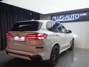 BMW X5 M60 hibrid, 530 CP, 51.005 km, 2023 — miniatura 3