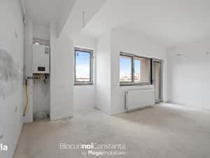 #Etaj 4/4 cu lift | 3 camere decomandate și 2 băi | bloc nou Constanța — miniatura 5