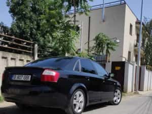 AUDI A4 B6 1.9 TDI — miniatura 9