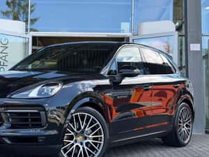 Porsche Cayenne E-Hybrid | Sport Chrono | Luftfederung | BOSE
