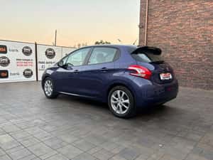 Peugeot 208 Break / Estate 2012 — miniatura 5