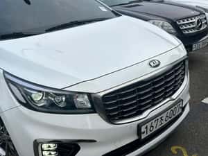 Kia Carnival Noblesse 2020, 148.000 km, 21.990 EUR — miniatura 2