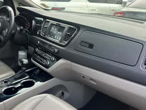 Kia Carnival Noblesse 2020, 148.000 km, 21.990 EUR — miniatura 7