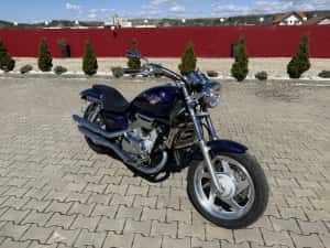 HONDA VF 750C MAGNA MODEL DEOSEBIT CULOARE+ EXTRA CROM Tobe+Ghidon Custom recent adus din GERMANIA 47.000 KM cu facturi — miniatura 1