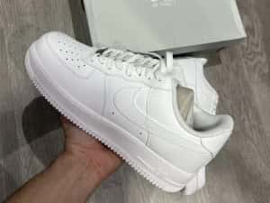 Adidasi Nike Air Force 1 Triple White AF1 — miniatura 4