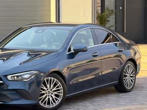 MERCEDES-BENZ CLA 180 * 136 CP * - AUTOMATIC * - LUXURY LINE EDITION **2022** EURO 6 — miniatura 2