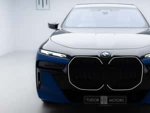 BMW Seria 7 740d xDrive MHEV — miniatura 5