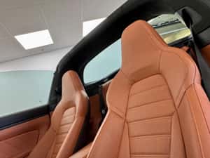 Porsche 992 Cabrio - 541 cp, 2.920 km, 2025 — miniatura 2