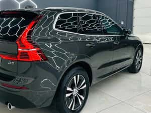 Volvo XC60 2019 2.0D E6 Manuală 150 HP Diesel — miniatura 3