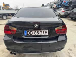 BMW 318I E90 2006 2.0I avariat lovit avariate — miniatura 4