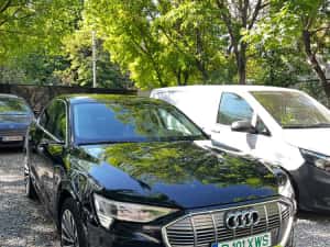 Audi E-tron 55  Sportback  2020, 36103 km detalii pe autoavariat-ro — miniatura 2