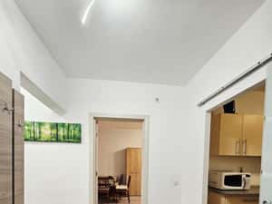 Apartament 3 camere Gorjului, centrala proprie, renovat, comision 0% — miniatura 3