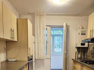 Apartament 3 camere Gorjului, centrala proprie, renovat, comision 0% — miniatura 5